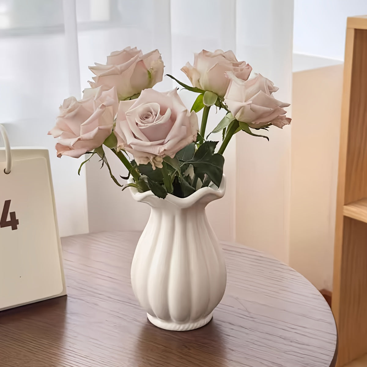 Elegant Ceramic Vase with White Interior - Light Luxury, High-End Design for Fresh Flowers and Soy Sauce